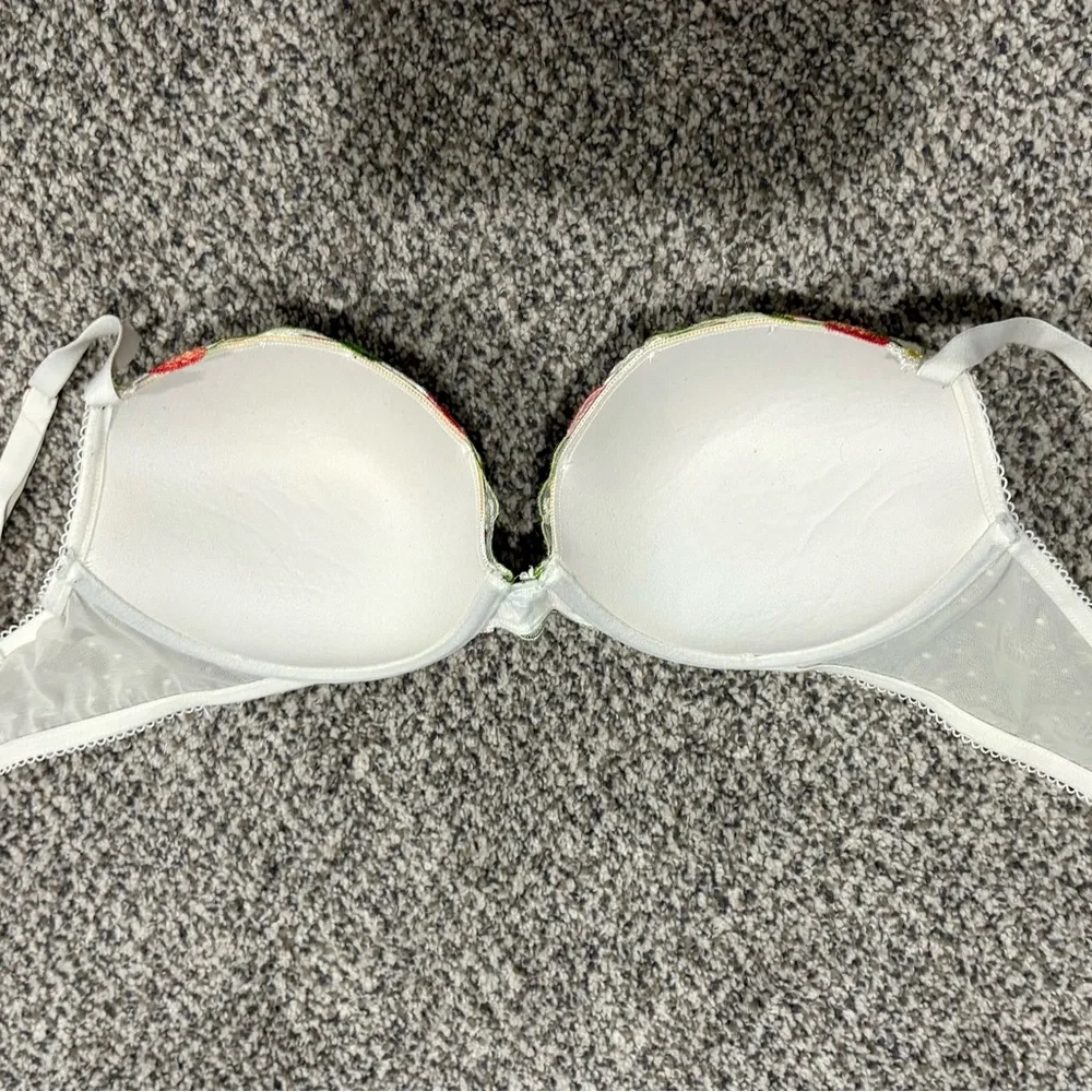 Victoria's Secret Strawberry Cherry Dream Angels Push Up Bra - Picture 4 of 4